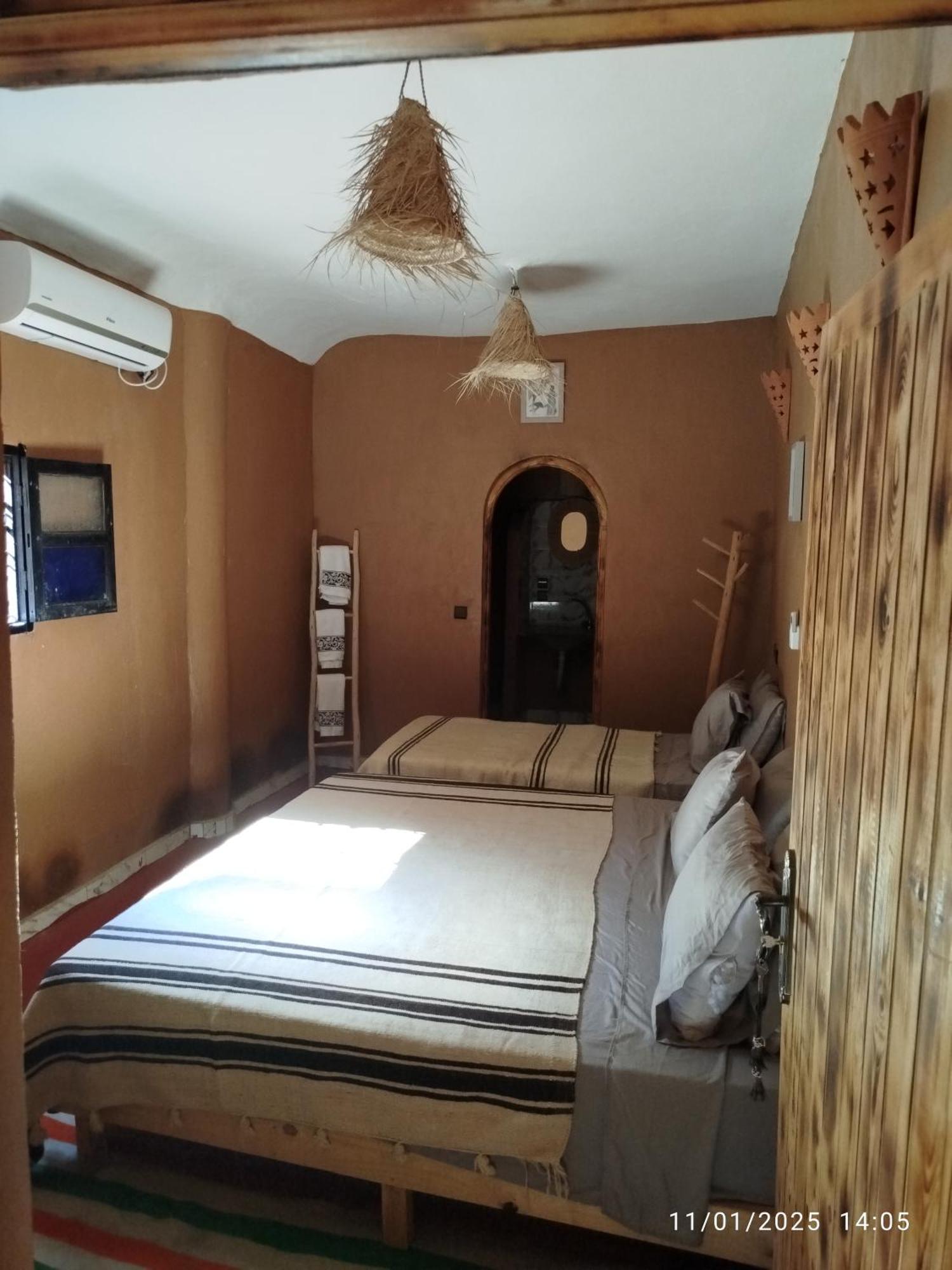 Bed and Breakfast Dar Nomads M’hamid El Ghizlane Exterior foto