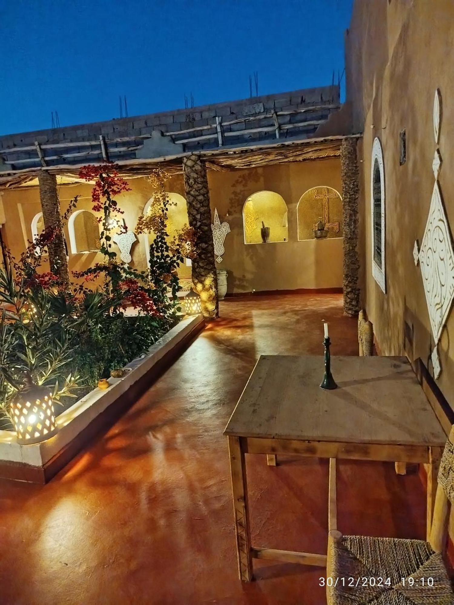 Bed and Breakfast Dar Nomads M’hamid El Ghizlane Exterior foto